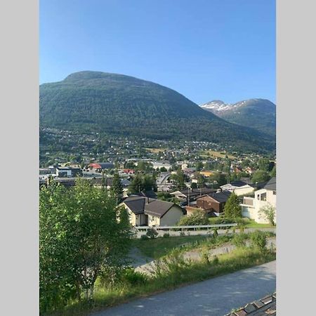 Leilighet Stryn Apartment Exterior photo